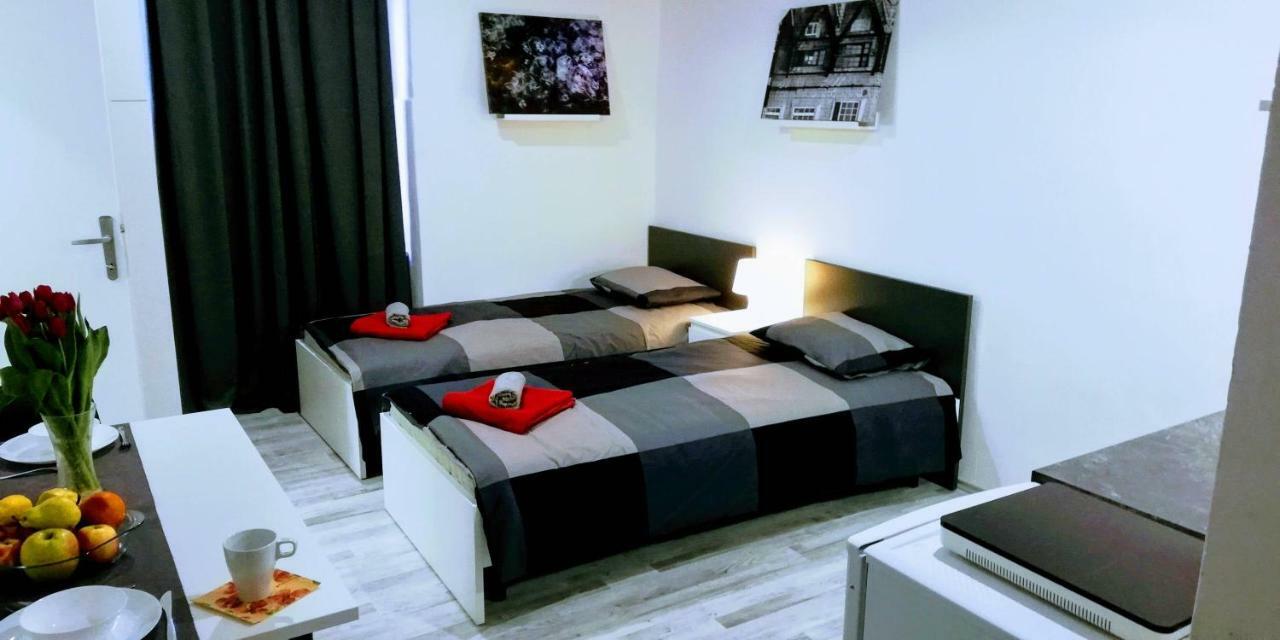 Zpula Center Apartments And Rooms Exterior foto
