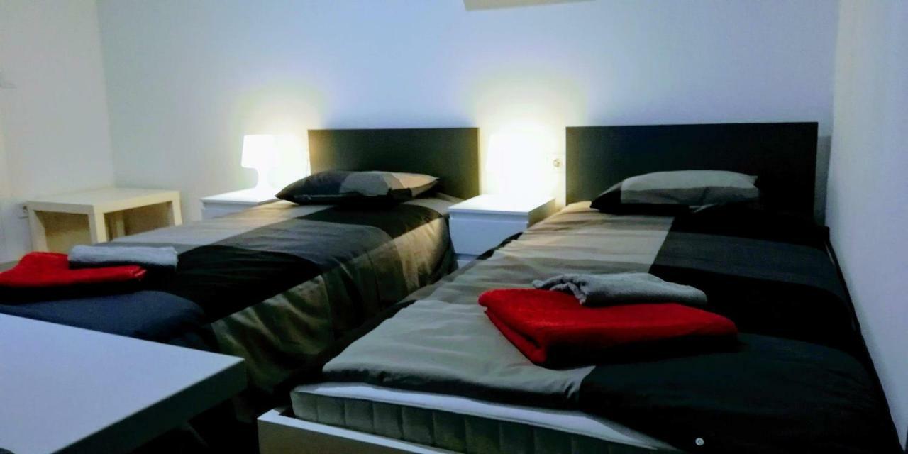 Zpula Center Apartments And Rooms Exterior foto