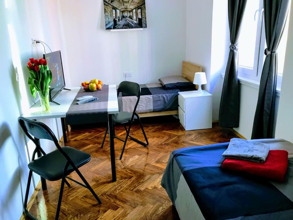 Zpula Center Apartments And Rooms Exterior foto